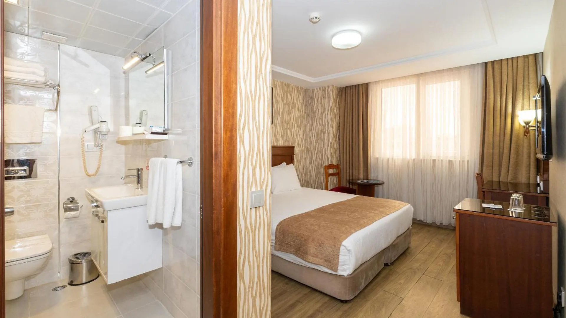 Askoc Hotel & Spa Istanboel 4*,